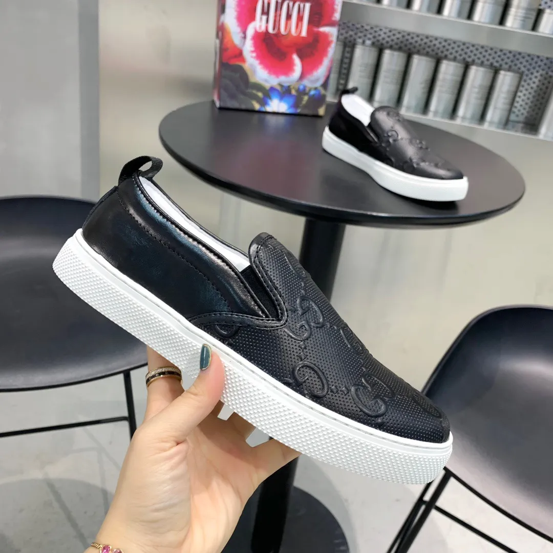 P380 👟 (1:1 replica of the official website of running volume models) 🇮🇹🇮🇹 "GUCCI" 🔍🔍Men's 2025 counters are on sale simultaneously, fashionable and casual, comfortable and breathable, imported waterproof fabrics, the first choice for trendy men, imported sheepskin lining, fashionable and trendy, trendy men Essential, soles: original soles provided by the original factory, exclusive movable molded soles, super comfortable, original factory goods, 🔍🔍high quality, you can enter and exit the counter at will, 38-44, (37 and 45 can be customized, non-refundable and non-exchangeable) available in stock, you deserve it No. 005